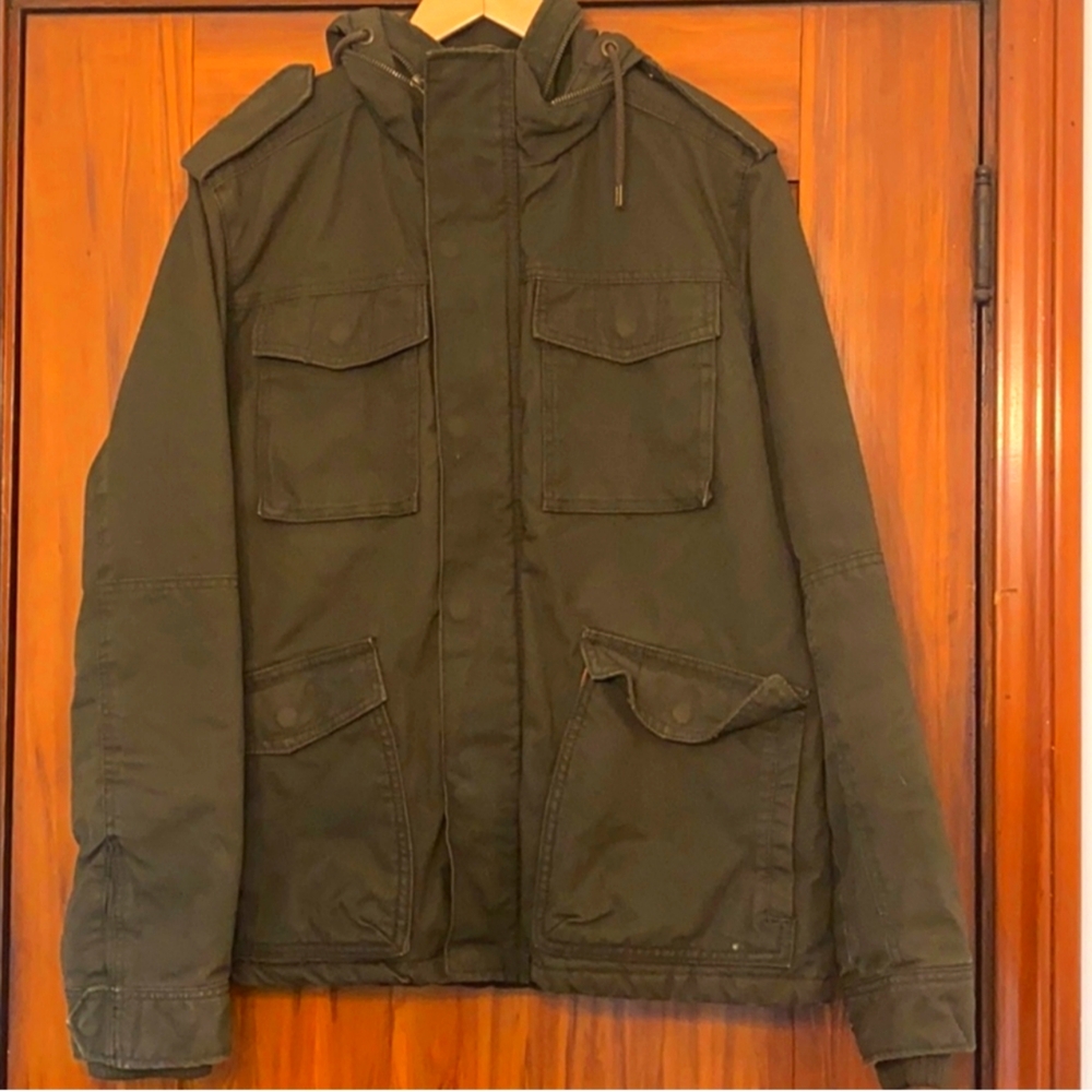 Lip's jacket from Shameless - H&M Men's field jacket szMed.